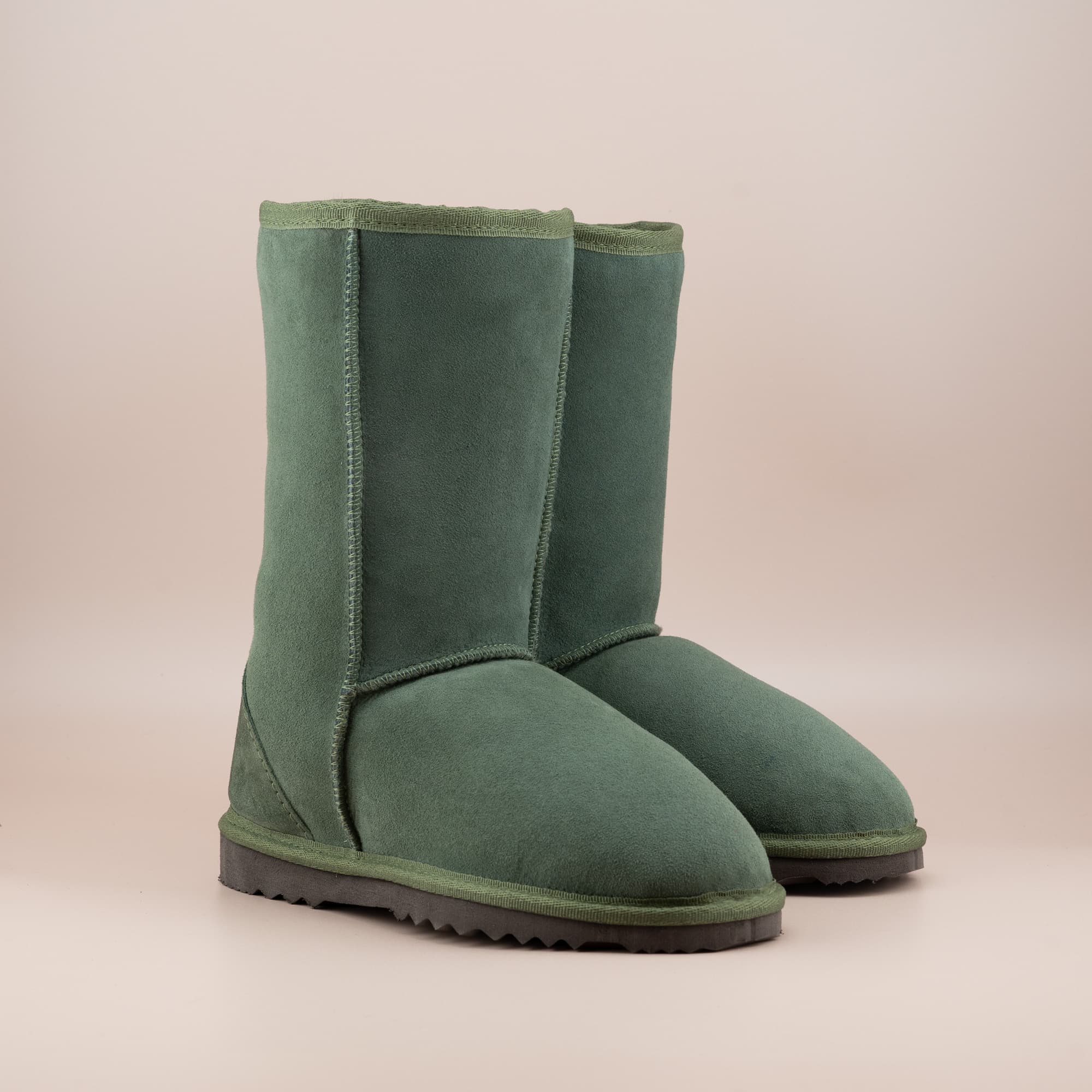 Choose Jassi Kids Suede Ugg Boots for Comfort and Warmth