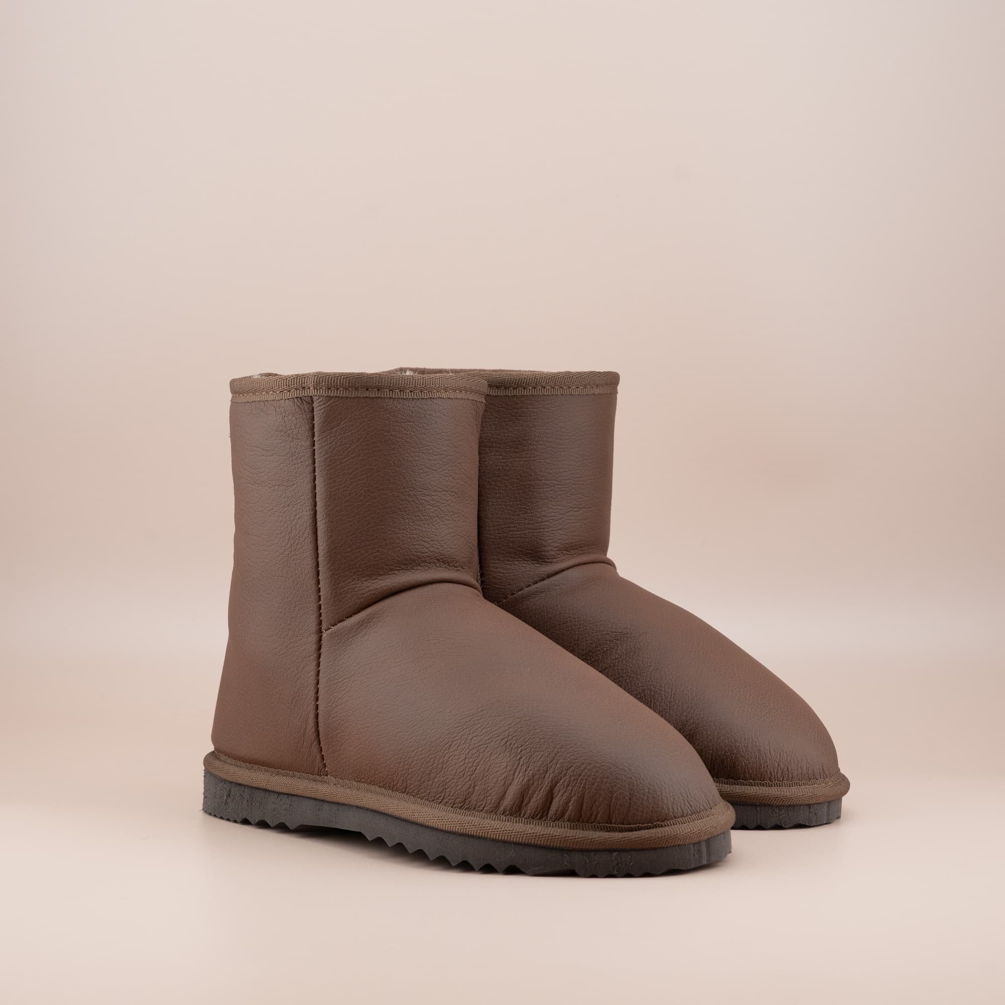 Women s Short Leather Ugg Boot