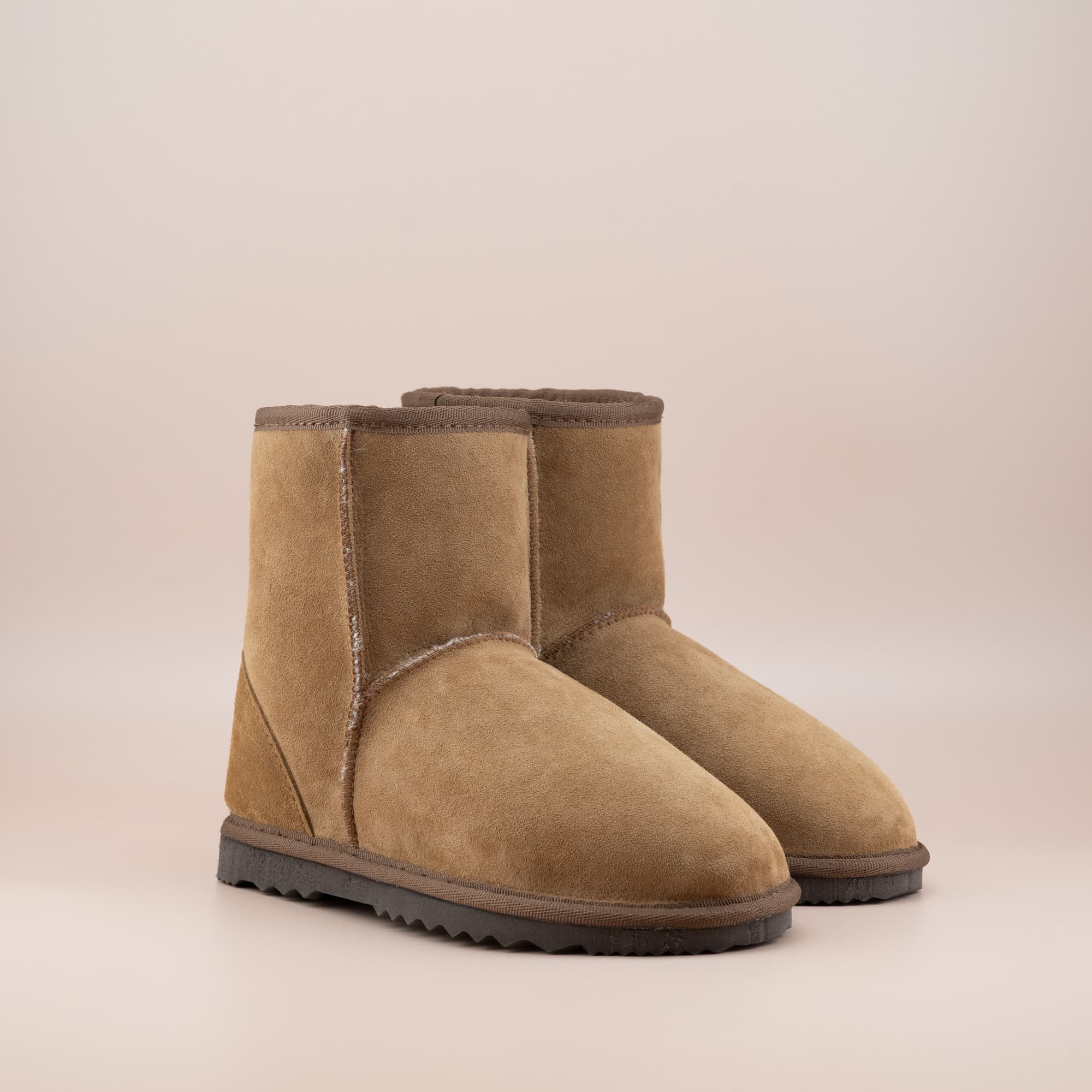 Women s Short Suede Ugg Boot