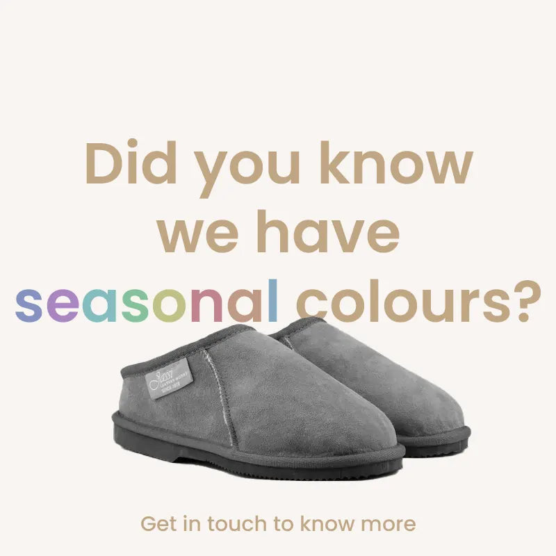 Ugg mewels with a suede finish and a variety of seasonal colours, front side view. #color_seasonal